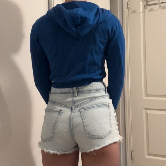 Blue garage cropped zip up hoodie - Picture 3 of 3